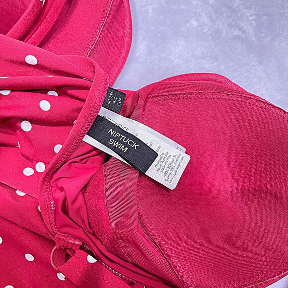 NIPTUCK SWIM Polka Dot One Piece Swimsuit Red White Tummy Control Womens US 10 - Picture 3 of 5